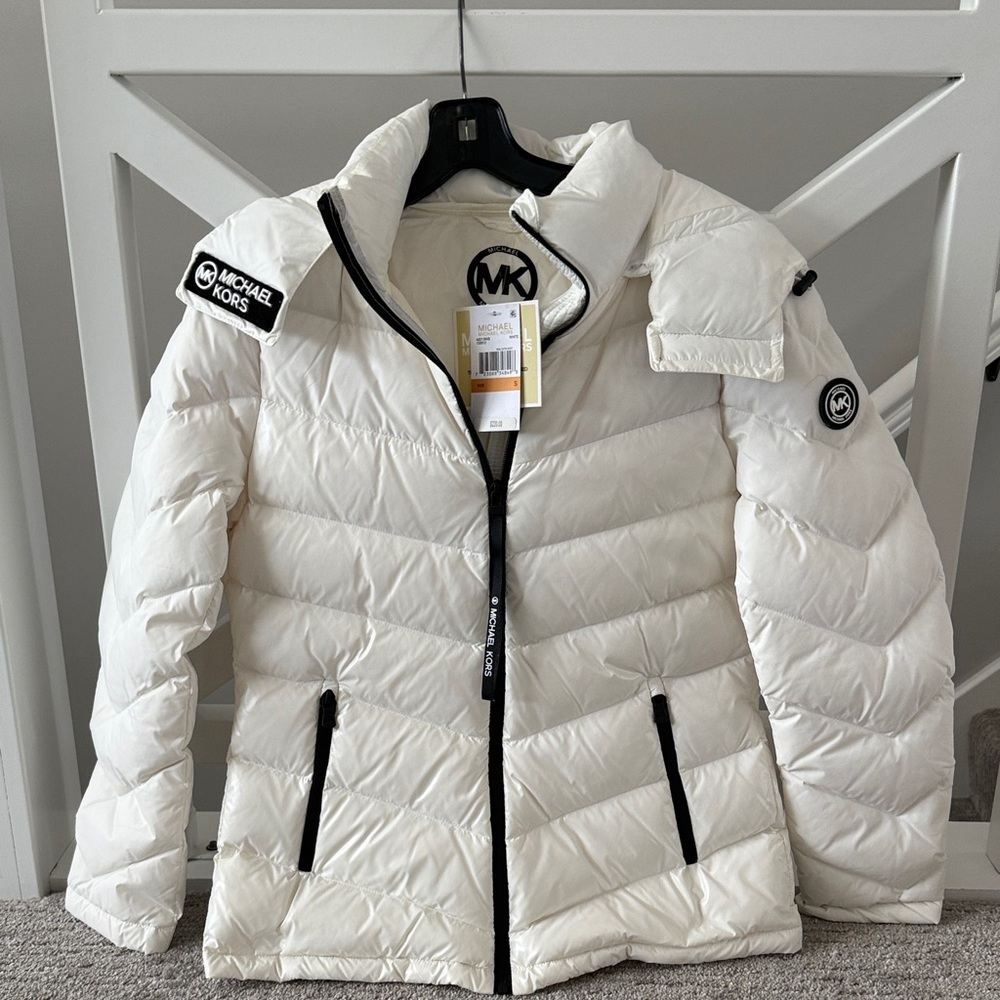 Michael Kors White Puffer Jacket with Black Accents